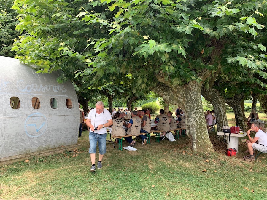 Lunch under the trees